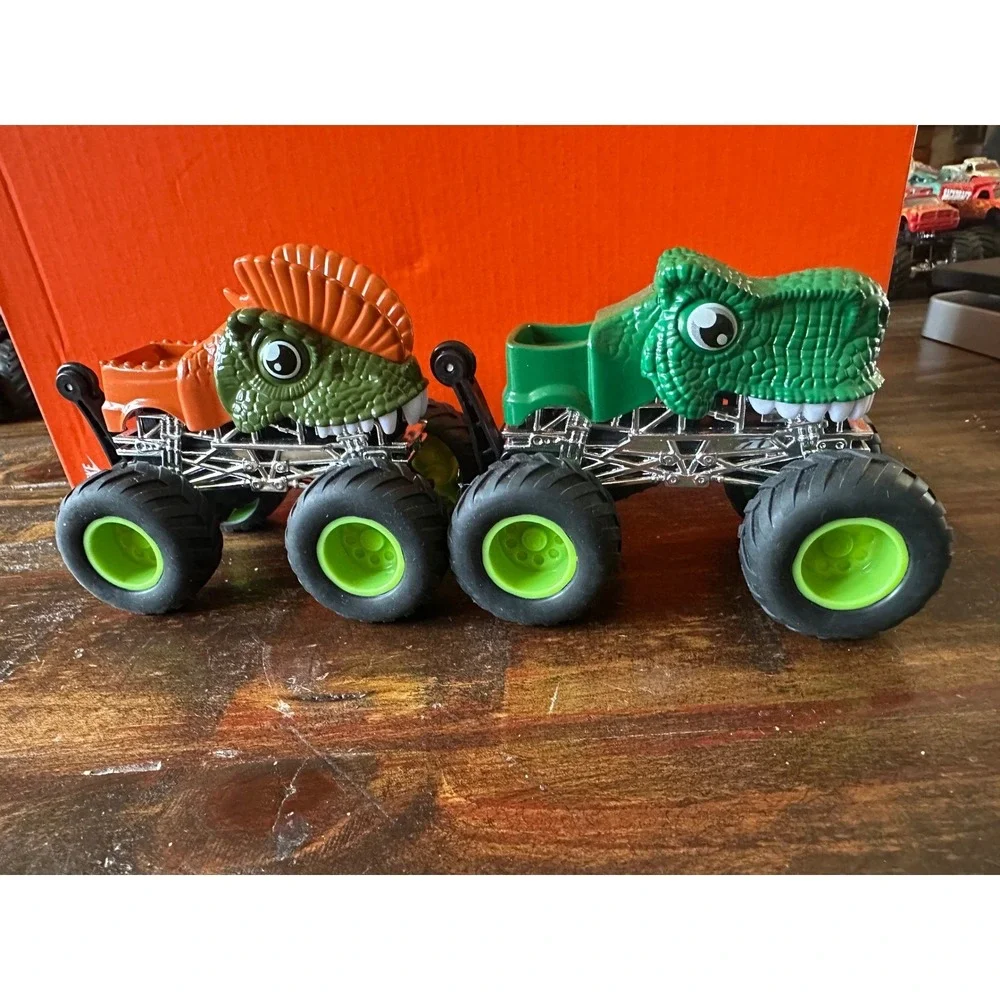 Monster Truck Dino Toy Lot‎ of 3 T-Rex Spinosaurus Triceratops One Rev Up